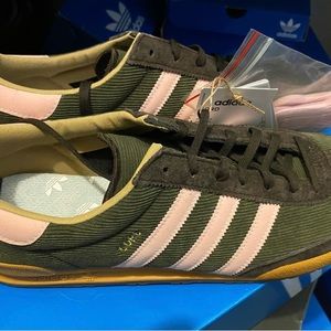 BNWT Adidas Cord Cordoroy US Size 12